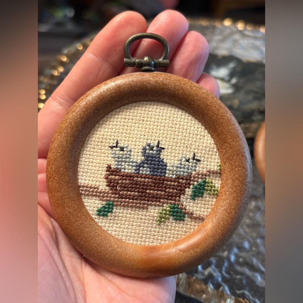 Vintage Mini Bird Embroidery Wall Art Set (3) • Wooden Hoop Frames • Folk Story - Picture 6 of 13
